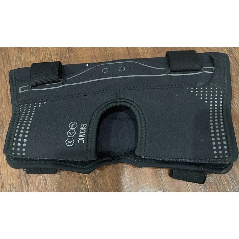 DonJoy Bionic Knee Brace Hinged Black‎ Size Small